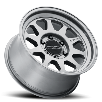 Aluminum Wheels 18x9 MR316 Bolt Pattern 6 On 139.7 Offset 18 Lip Size 2.56 Gloss Titanium TT Method