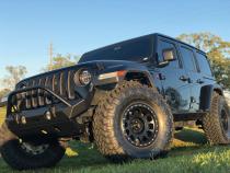 Jeep JL/Gladiator Front Bumper W/Stinger/Skid Plate 18+ Wrangler JL/Gladiator The Hammer Series Motobilt